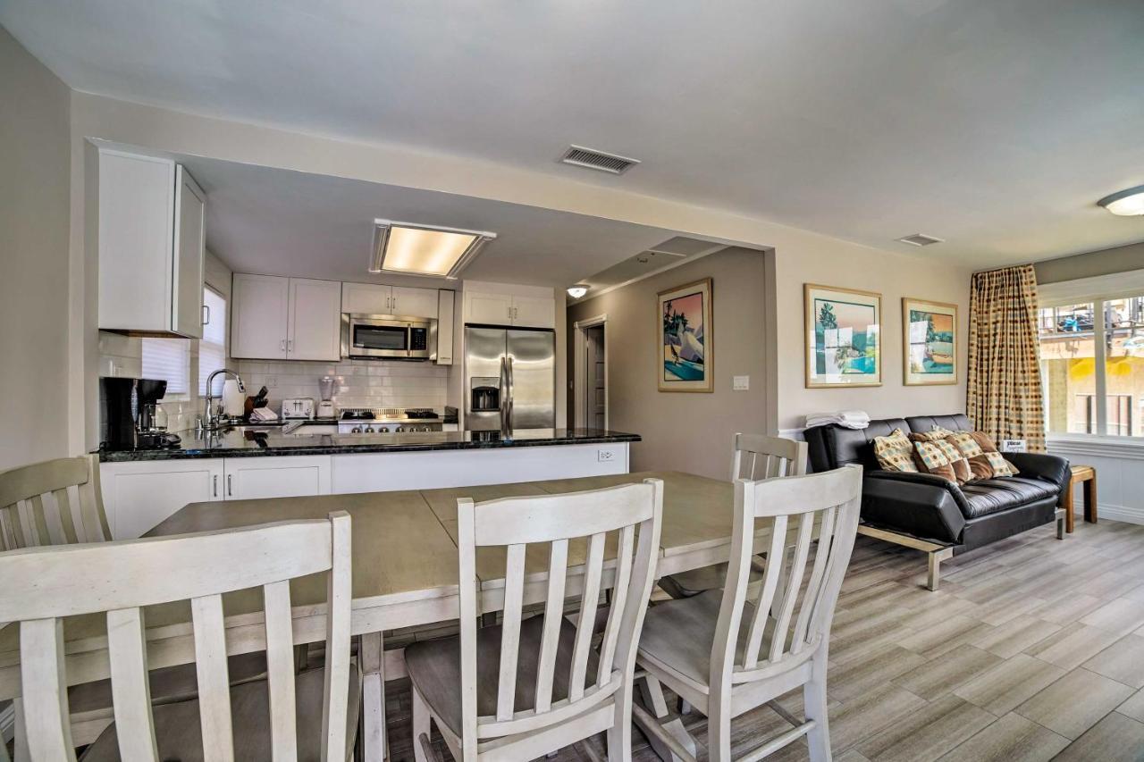 Ocean-View Home - Walk To Avalon City Center! Екстер'єр фото